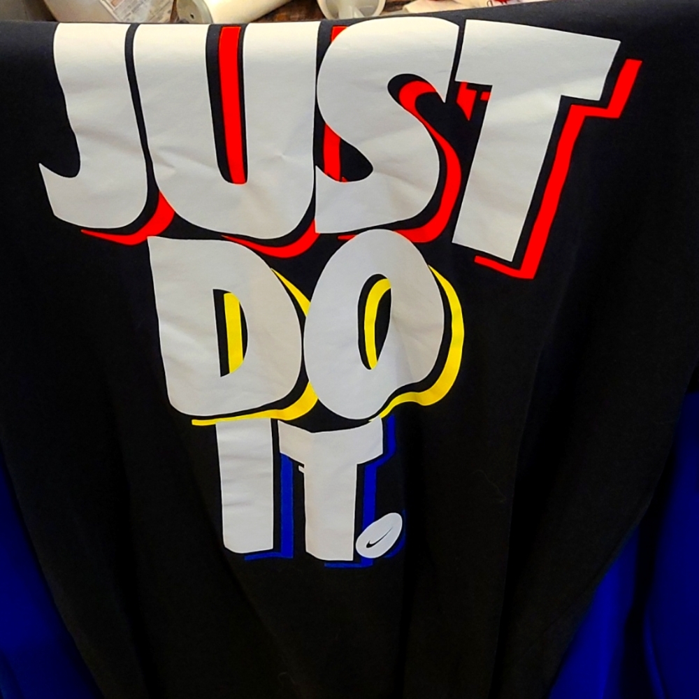 Nike Just Do It Shirt, Adult Medium, Soft Cotton